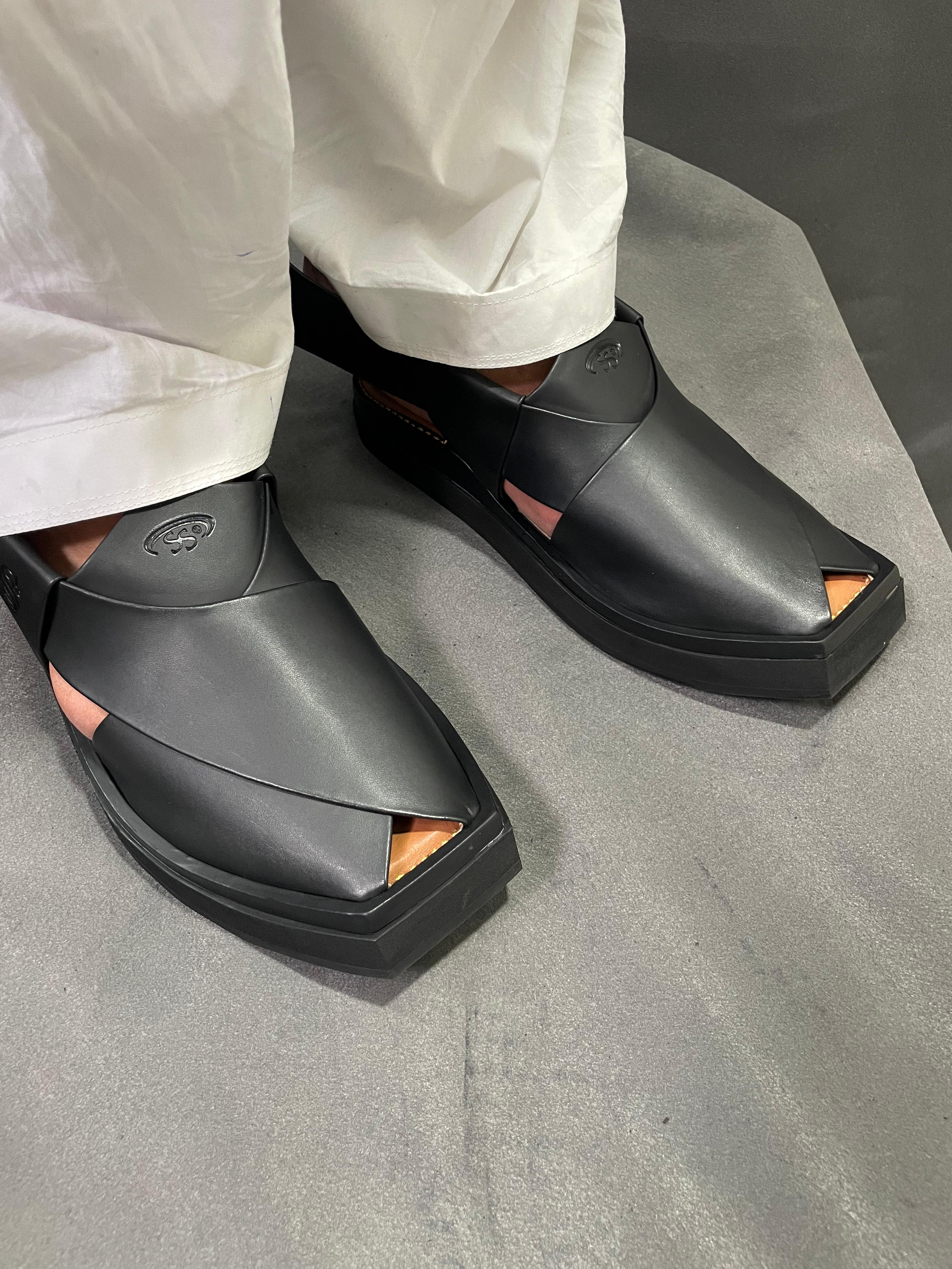 KAPPTAN Medicated CHAPPAL (BLACK Made)