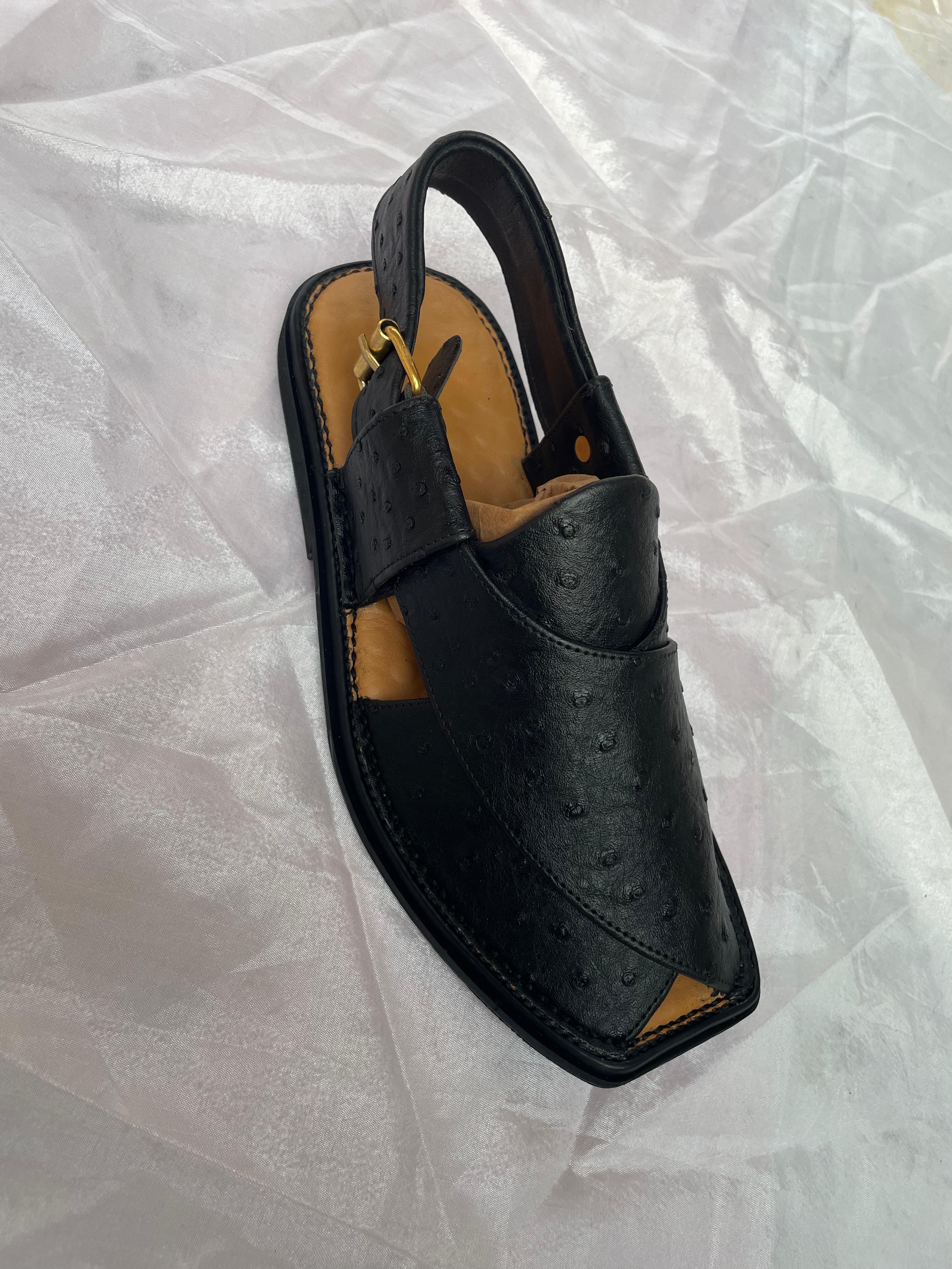Traction shape Medicated  Peshawari  Chappal (Black)