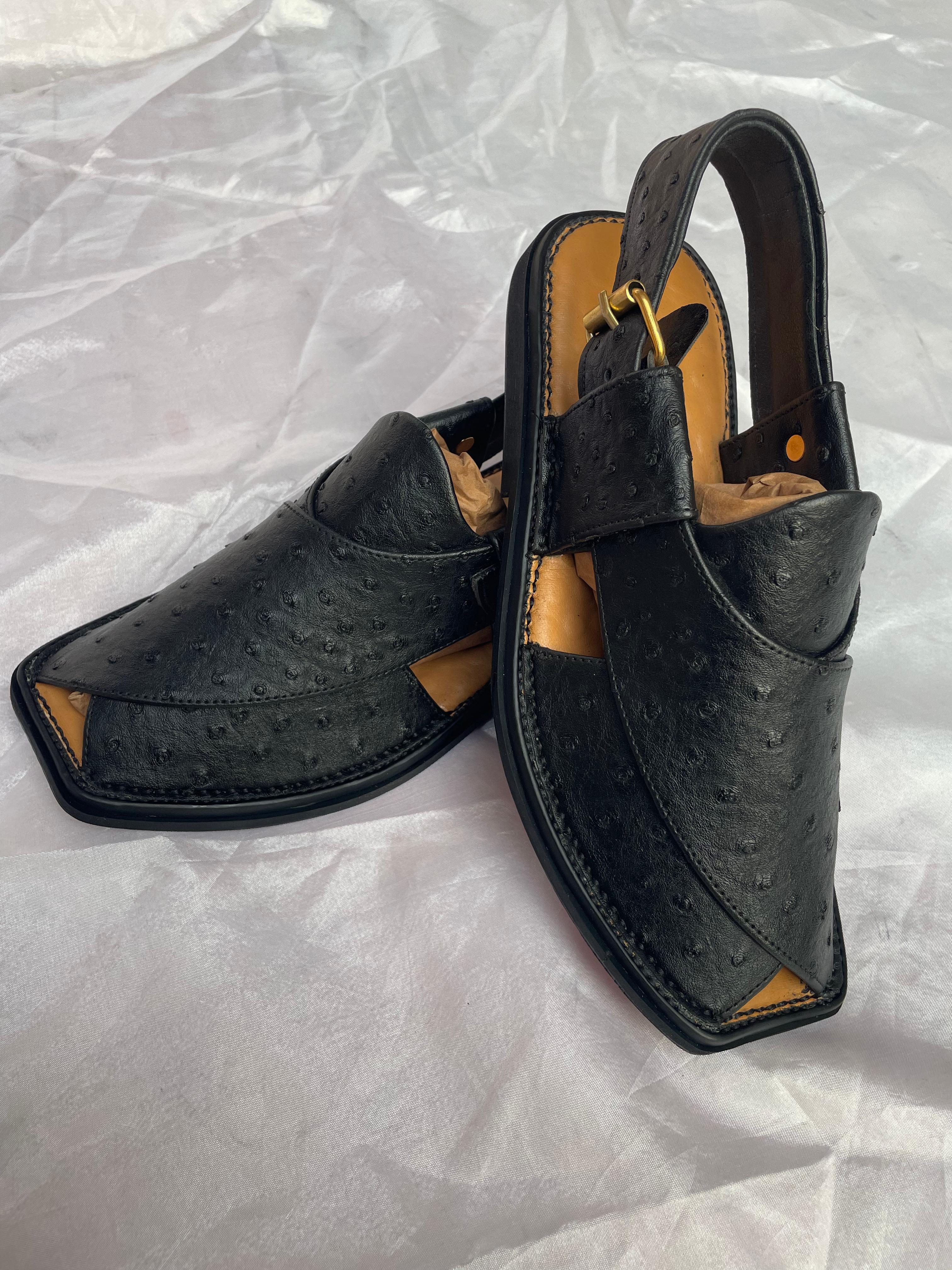 Traction shape Medicated  Peshawari  Chappal (Black)