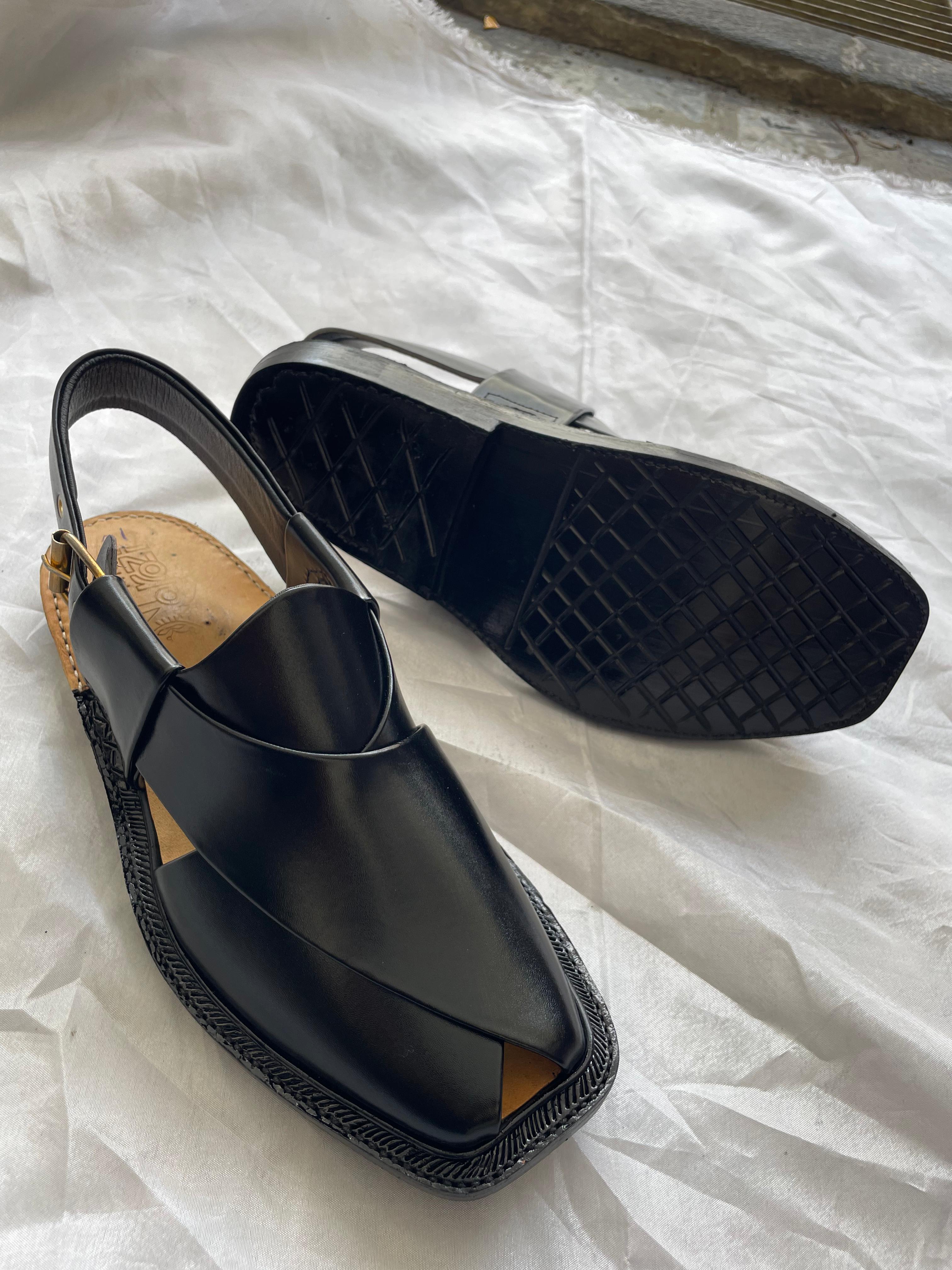 SMART Norozi Medicated Chappal (BLACK )